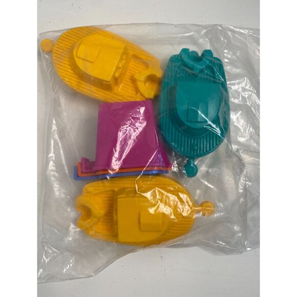 Vintage 1989 Fisher Price Interlocking Bath Toys Boats Cups NEW - Picture 1 of 3